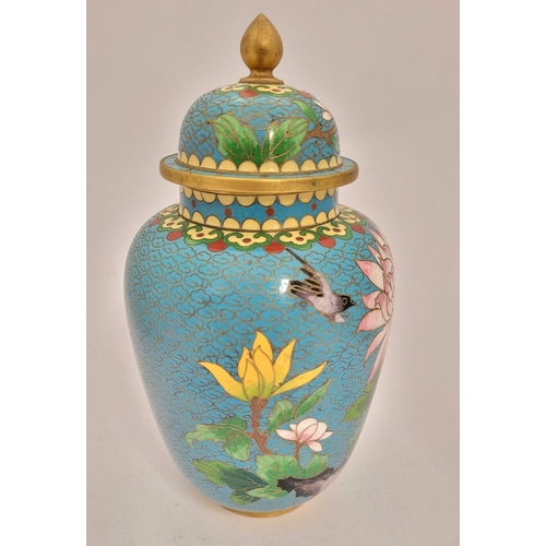 27 - A VERY GOOD VINTAGE LIDDED CLOISSONÉ JAR, decorated with beautiful floral & bird design, blue to the... 