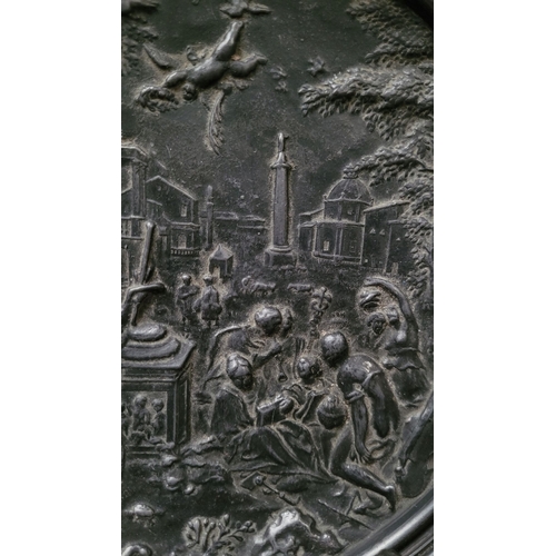 35 - A 19TH CENTURY BRONZE NEO-CLASSICAL BRONZE PLAQUE, relief decorated with Roman scene of figures cour... 