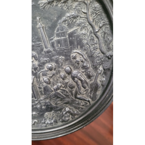 35 - A 19TH CENTURY BRONZE NEO-CLASSICAL BRONZE PLAQUE, relief decorated with Roman scene of figures cour... 