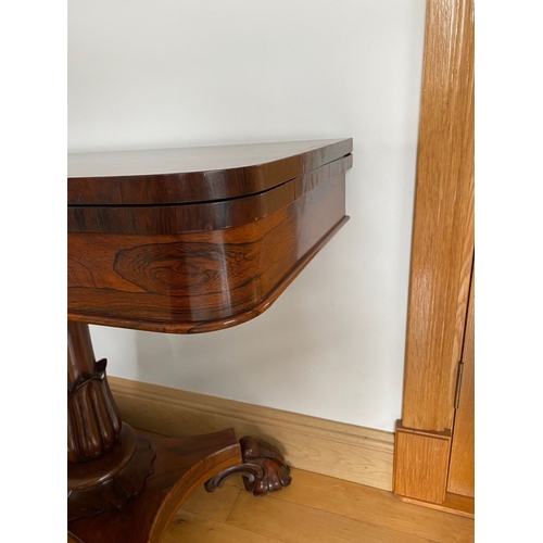 5 - A GOOD QUALITY WILLIAM IV ROSEWOOD CARD TABLE, with excellent original colour, the top with rounded ... 