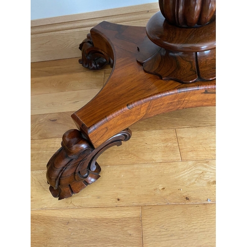 5 - A GOOD QUALITY WILLIAM IV ROSEWOOD CARD TABLE, with excellent original colour, the top with rounded ... 