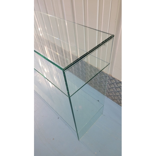 55 - AN EXCELLENT CONTEMPORY GREENAPPLE GLASS CONSOLE / HALL STAND, beautiful clear glass piece of furnit... 