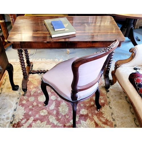 76 - A GOOD QUALITY ROSEWOOD BOBBIN TURNED SOFA TABLE – HALL TABLE, the top with rounded corners rests up... 