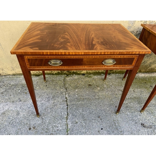 96 - A PAIR OF FLAME MAHOGANY SATINWOOD CROSSBANDED SIDE/LAMP TABLES, with satinwood crossbanding to top ... 