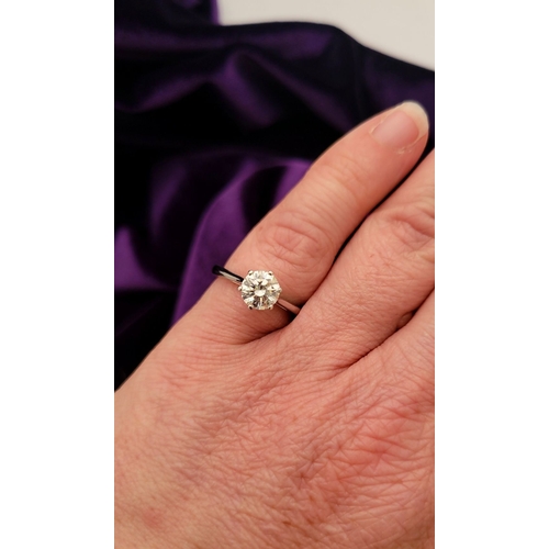 2 - A STUNNING PLATINUM DIAMOND SOLITAIRE RING, with approximately 1ct of diamond, round cut – beautiful... 