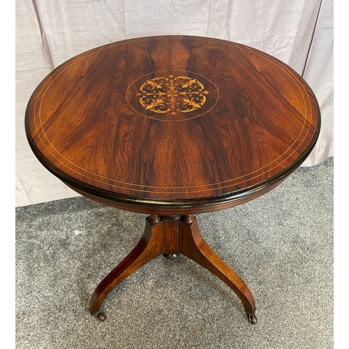 61 - A GOOD QUALITY CIRCULAR ROSEWOOD INLAID TABLE, the circular top with beautiful inlay to centre and b... 