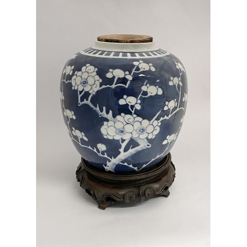 2 - A LATE QING DYNASTY CHINESE BLUE AND WHITE GINGER JAR WITH STAND, ginger jar of bulbous form, painte... 