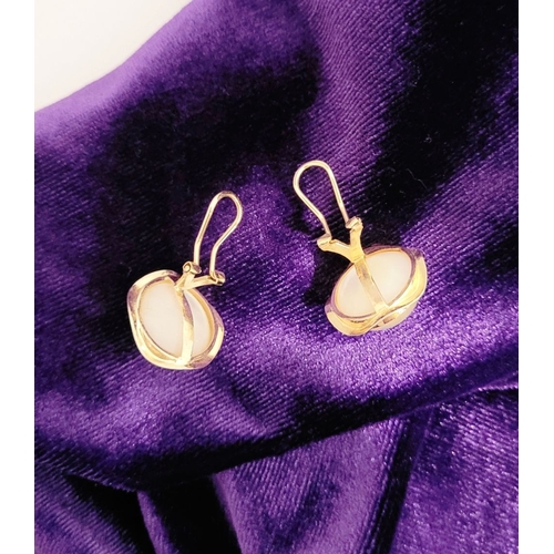 20 - A FANTASTIC CASED PAIR OF MABE PEARL EARRINGS SET IN 14CT YELLOW GOLD, a striking pair of large Mabe... 