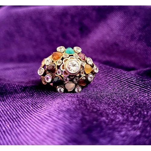 23 - A FANTASTIC VINTAGE 14CT GOLD ‘PRINCESS’ COCKTAIL RING, a really eye-catching vintage ring mid-20th ... 