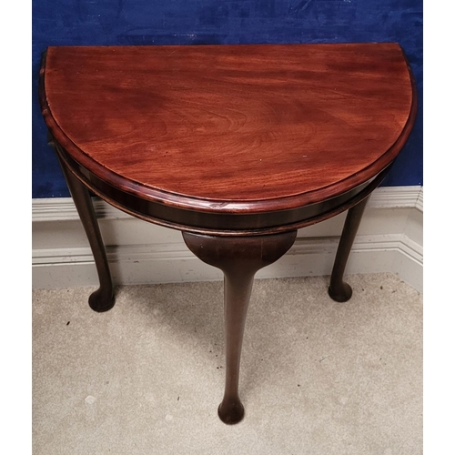 50 - A GOOD QUALITY NEATLY SIZED DEMI-LUNE MAHOGANY TABLE, lovely size, ideal for any space in your home.... 