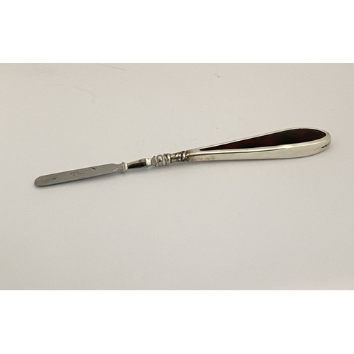 62 - AN EDWARDIAN SILVER SHOEHORN, BUTTON HOOK & CUTICLE PUSHER, the shoe horn and button hook engraved ‘... 