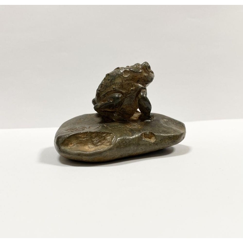 103 - PIERRE CHENET FOUNDRY (FRENCH, 20TH CENTURY), bronze sculpture in the form of a frog on stone, with ... 