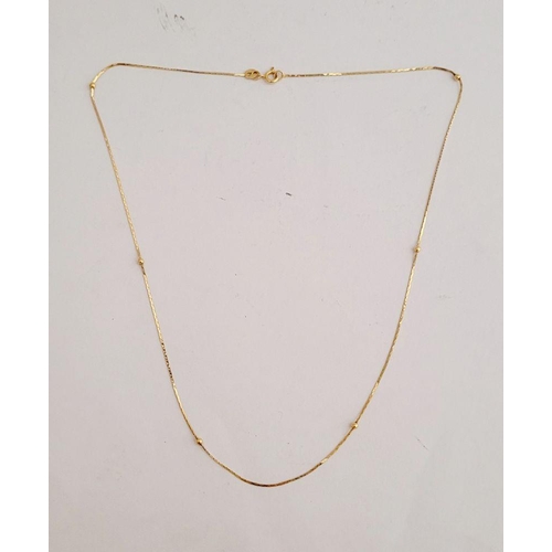 106 - A PRETTY & DELICATE 14K YELLOW GOLD CHAIN, a delicate chain marked 14K to the clasp link, features l... 