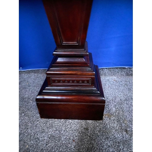 143 - AN ADAMS STYLE MAHOGANY PEDESTAL STAND, with carved details in traditional Adams style, panelled tap... 