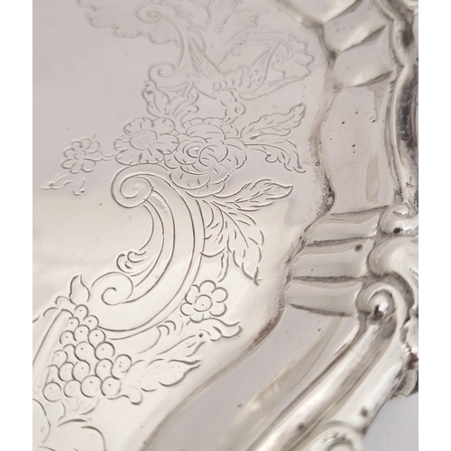 15 - A LARGE IRISH GEORGE III CORK SILVER SALVER, with scalloped raised edge decorated with scrolling fol... 