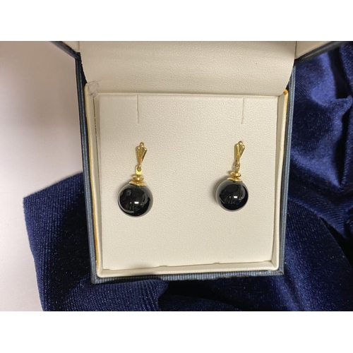 168 - A PRETTY PAIR OF 9CT YELLOW GOLD BEAD DROP EARRINGS, hallmarked 375 to gold. In Shipton & Co Fine Je... 