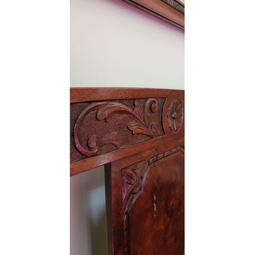 188 - A VERY GOOD EARLY 20TH CENTURY CARVED WOODEN BEDFRAME & BASE, the head & foot decorated with beautif... 