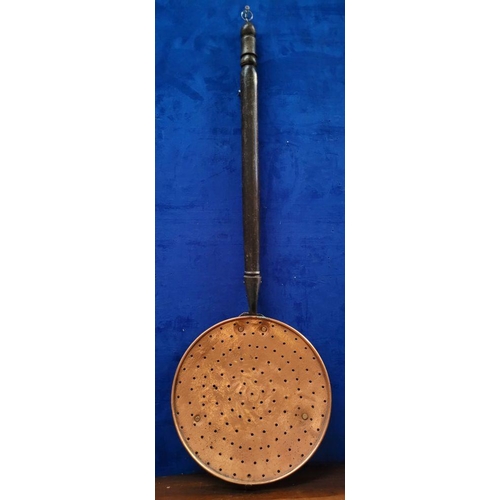 196 - A LARGE COPPER & WROUGHT IRON SKIMMER PAN, the circular pierced copper pan is held with a double pro... 