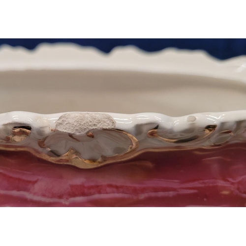 213 - A LARGE GLAZED ITALIAN CERAMIC SOUP TERRINE DISH, decorated in a two-tone main ground colour of whit... 