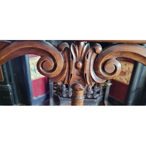 221 - A GOOD QUALITY LATE 19TH CENTURY MAHOGANY FIRE POLE SCREEN, with beautiful carved open scroll work f... 