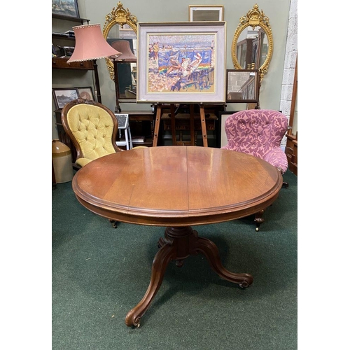 226 - A LARGE 19TH CENTURY CIRCULAR MAHOGANY TIP UP CENTRE/BREAKFAST TABLE, the circular tilt-top with mou... 