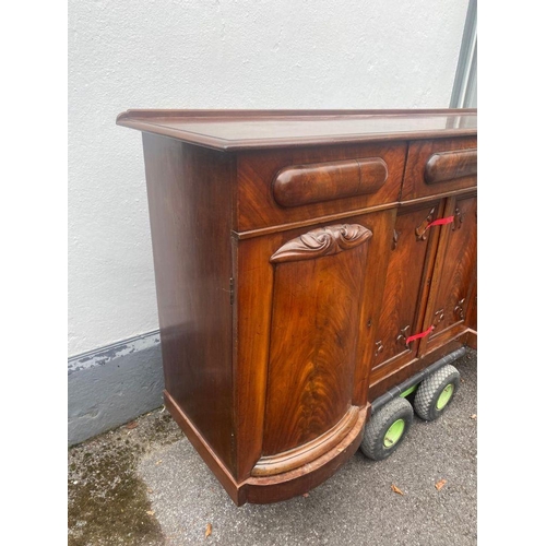 229 - A FINE MAHOGANY THREE DRAWER SIDEBOARD, with raised gallery to back, three frieze drawers above base... 