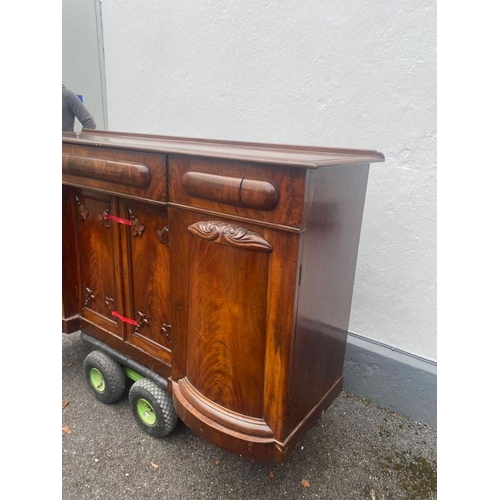 229 - A FINE MAHOGANY THREE DRAWER SIDEBOARD, with raised gallery to back, three frieze drawers above base... 