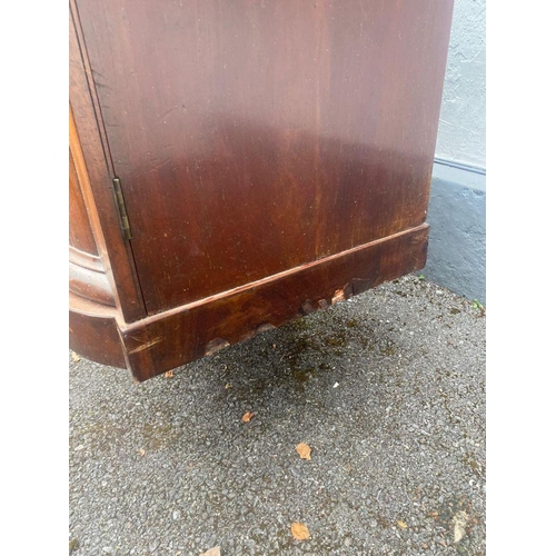 229 - A FINE MAHOGANY THREE DRAWER SIDEBOARD, with raised gallery to back, three frieze drawers above base... 