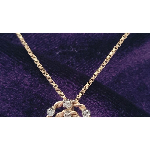 3 - A FANTASTIC YELLOW GOLD EMERALD & DIAMOND ANTIQUE PENDANT NECKLACE, the pendant is really beautiful;... 