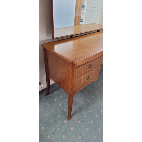 93 - A MID 20TH CENTURY INLAID FIDDLE MAHOGANY DRESSING TABLE, with mirror. The Mirror is raised up on a ... 