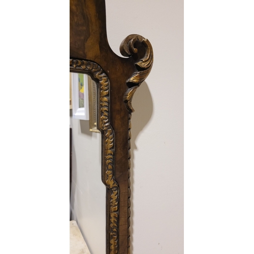113 - A GOOD QUALITY EARLY 20TH CENTURY GEORGIAN STYLE WALNUT & GILTWOOD MIRROR, lovely scroll shape to th... 
