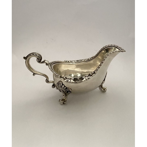 2 - AN EXCEPTIONAL PAIR OF IRISH GEORGE III SILVER SAUCEBOATS, by Thomas Jones, Dublin c.1770. The pair ... 