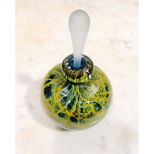 37 - A BEAUTIFUL MALTESE GLASS SCENT BOTTLE: MICHAEL HARRIS FOR MDINA STUDIO, with stopper. Gorgeous gree... 