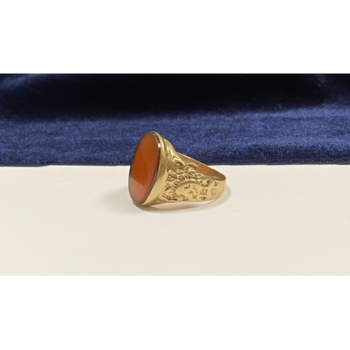 39 - A REALLY BEAUTIFUL 9CT YELLOW GOLD CARNELIAN SIGNET RING, with central large oval cut Carnelian, in ... 
