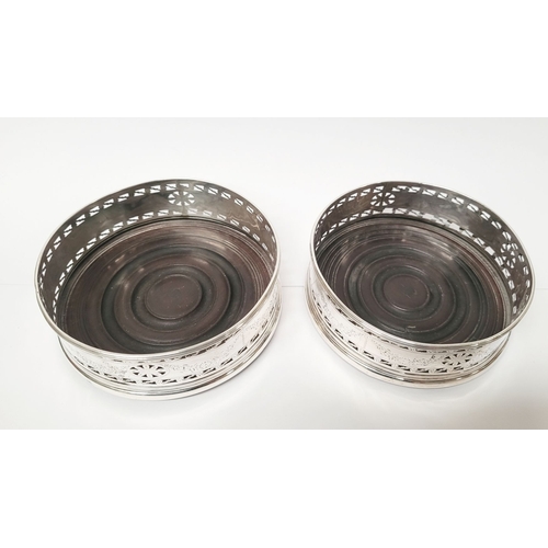 8 - A VERY GOOD QUALITY PAIR OF IRISH GEORGE III SILVER WINE BOTTLE COASTERS, by Chris Haines, Dublin c.... 