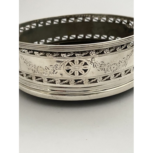 8 - A VERY GOOD QUALITY PAIR OF IRISH GEORGE III SILVER WINE BOTTLE COASTERS, by Chris Haines, Dublin c.... 