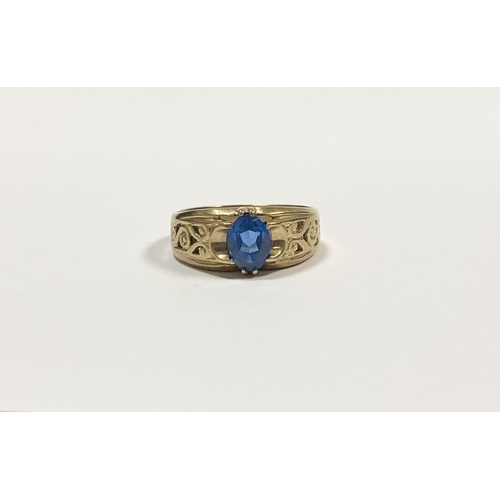 91 - A NICE 9CT YELLOW GOLD MARQUISE CUT SOLITAIRE RING, with central marquise cut vibrant blue gemstone ... 