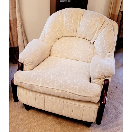 214 - A GOOD 20TH CENTURY FIVE PART LOUNGE SET: includes a pair of armchairs, a two-person sofa & a three-... 