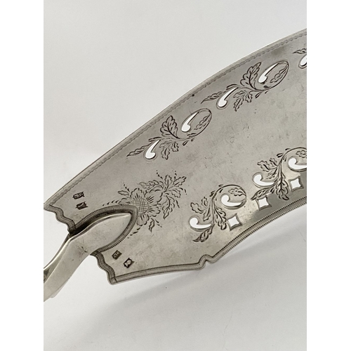 4 - AN ATTRACTIVE GEORGE III IRISH - CORK – BRIGHTCUT SILVER FISH SERVER, by Carden Terry & Jane William... 