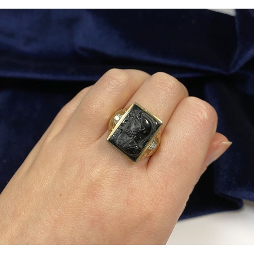 66 - AN EXCELLENT GOLD, DIAMOND & CARVED BLACK ONYX INTAGLIO SIGNET RING, with rectangular carved black o... 