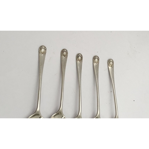 126 - A SET OF FIVE GEORGE V SILVER TEASPOONS, by Thomas Bradbury & Sons, Arundel Street, Sheffield c.1893... 