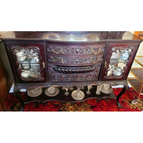 140 - A LARGE 19TH CENTURY MIRROR BACKED CHERRY MAHOGANY SIDEBOARD / SERVER, the mirrored back with shaped... 