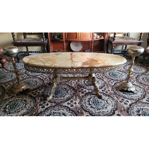 141 - A VINTAGE RARE ONYX TOPPED BRASS COFFEE TABLE, the oval shaped table has single piece of mottled gre... 