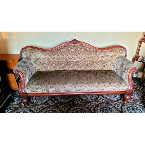 143 - A GOOD QUALITY LATE 19TH CENTURY MAHOGANY FRAMED FOUR PERSON SETTEE, with serpentine shaped back dec... 