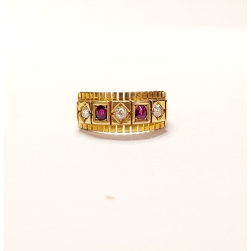 16 - A LOVELY ANTIQUE 18CT YELLOW GOLD RUBY AND DIAMOND RING, in the Georgian style, with three round cut... 