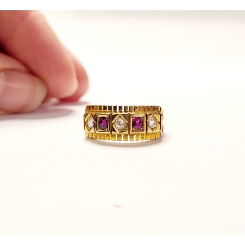 16 - A LOVELY ANTIQUE 18CT YELLOW GOLD RUBY AND DIAMOND RING, in the Georgian style, with three round cut... 