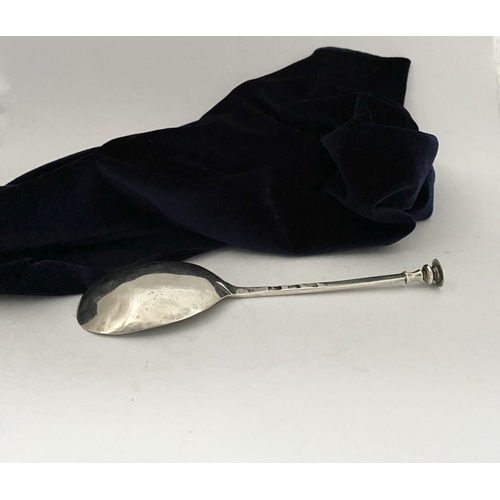 17 - AN EARLY GEORGIAN SEAL TOP SILVER SPOON, Hallmarked CTW, likely for Thomas & William Chawner, London... 