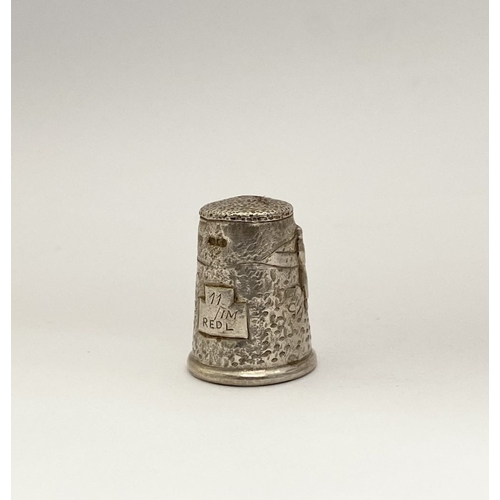 102 - A DECORATIVE SILVER EMBOSSED THIMBLE, Hallmarked GJD, London c.1992. This thimble is a later reissue... 