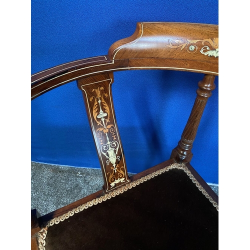 114 - AN EXCELLENT QUALITY SOLID ROSEWOOD INLAID CORNER CHAIR, the curved backrail and supports are finely... 