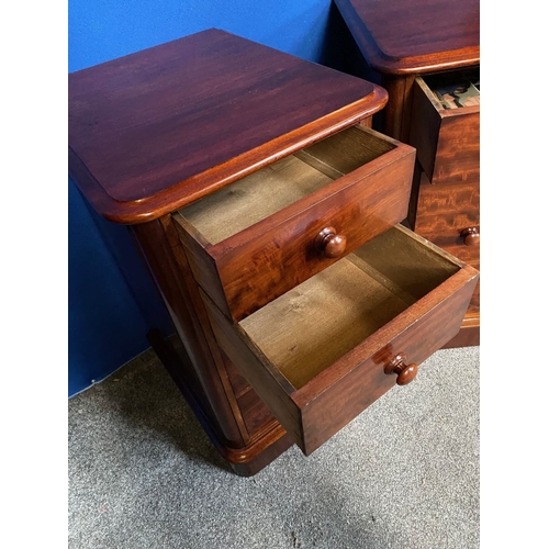 166 - A GOOD PAIR OF VICTORIAN MAHOGANY FOUR DRAWER CHEST/SIDE LOCKERS, the four drawers with dovetail joi... 